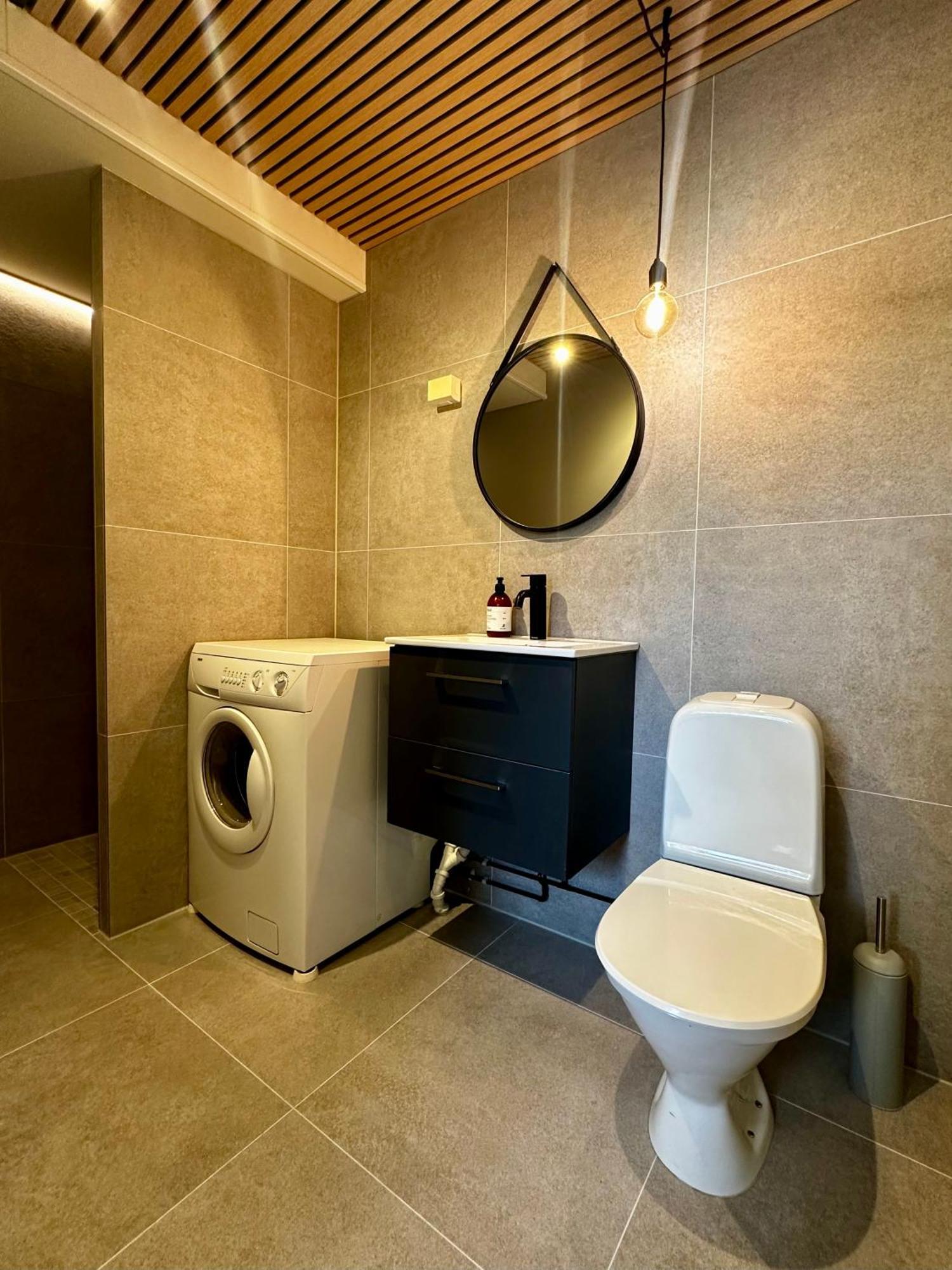 Sommaroya Beach Apartment Тромсё Экстерьер фото